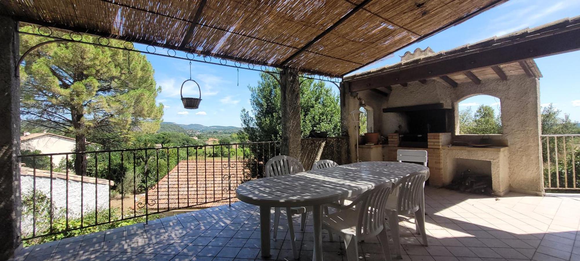 Le Domaine Du Soulier -Gite Et Chambres D'Hotes - La Maison Du Gardien Tornac Esterno foto